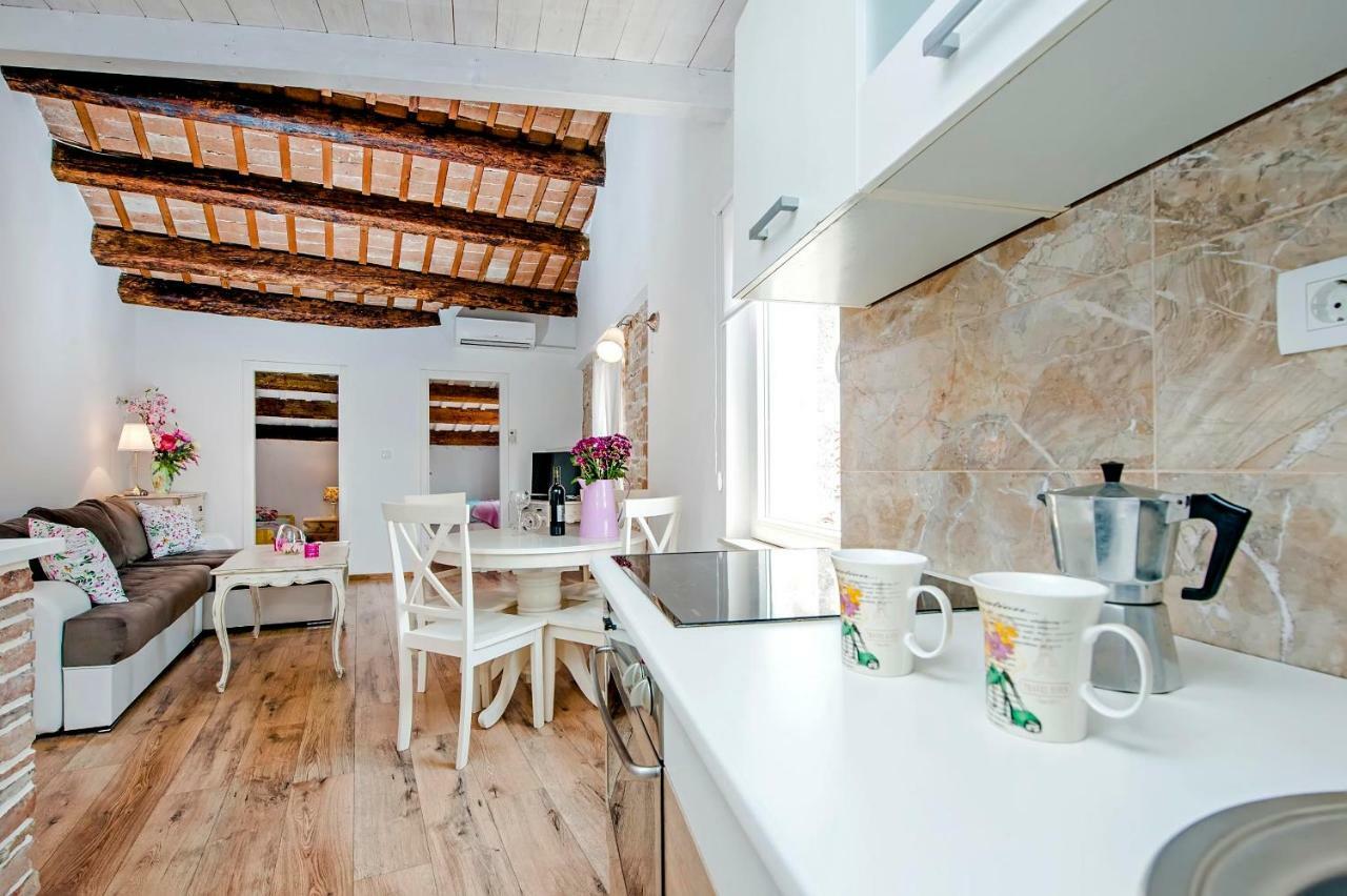 Apartment Casa Alek Rovinj Eksteriør billede